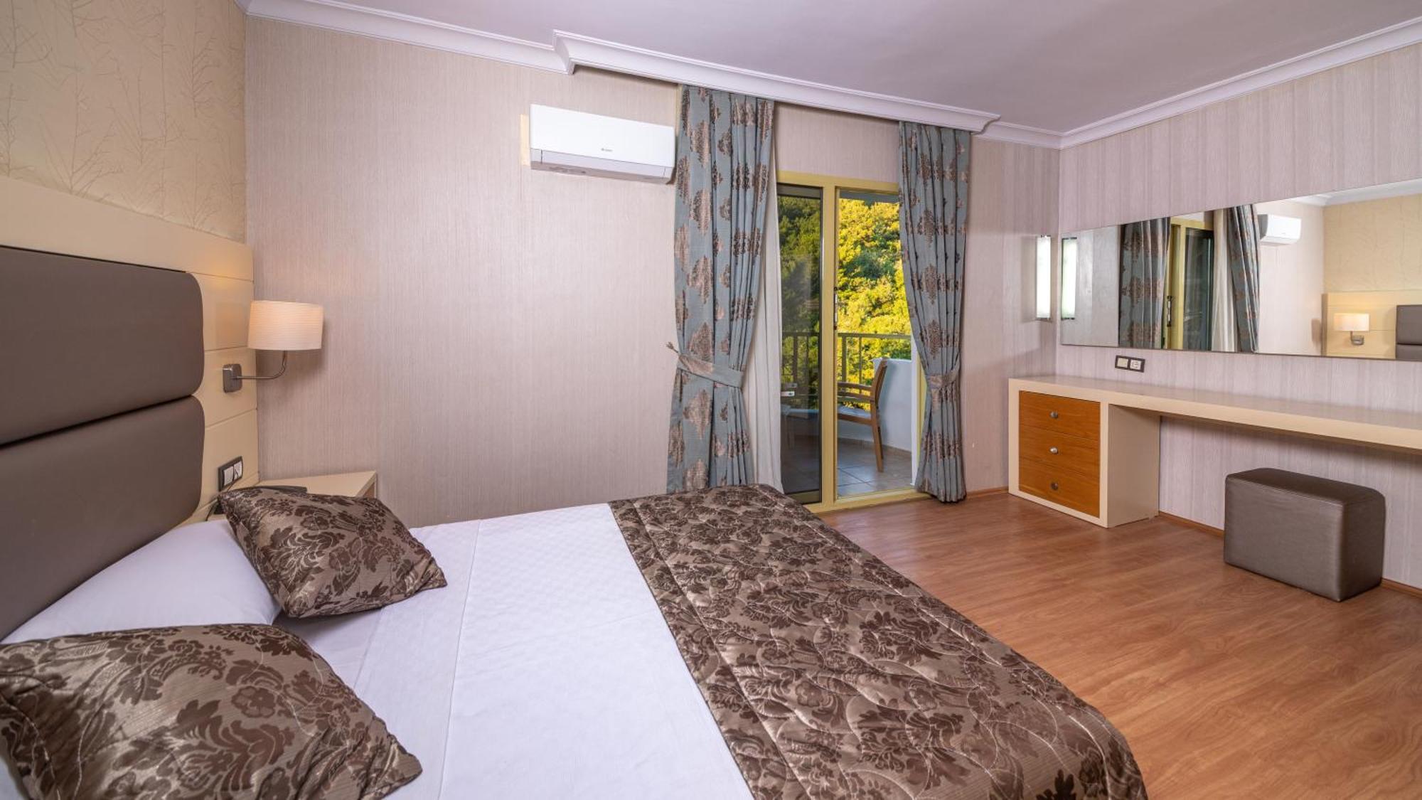 Grand Hotel Faros Marmaris Exterior foto